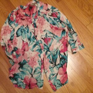 Chico's floral three quarter length blouse